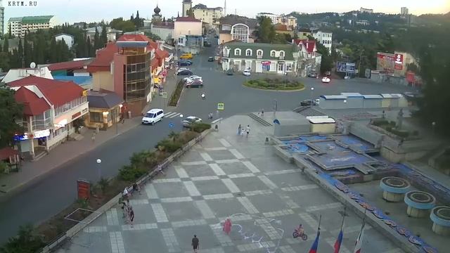 Вебкамера "Площадь Советская". Запись 07.08.2016 20:00:02 смотреть онлайн