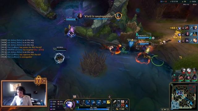 Is the new TANK ASHE SUPPORT the most genius build of Season 10?! The HP bar goes on forever 😳 смотреть онлайн