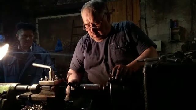 Дядя Саша - мастер от бога! смотреть онлайн