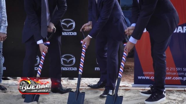 MAZDA PARAGUAY DEL GRUPO GARDEN DA PALADA INICIAL A NUEVO EDIFICIO CORPORATIVO DE LA MARCA. смотреть онлайн