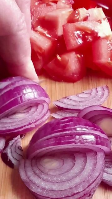 Свежий, сочный САЛАТ из ФАСОЛИ. #хорошийвкус #shortvideo #салатрецепт #салатизфасоли смотреть онлайн