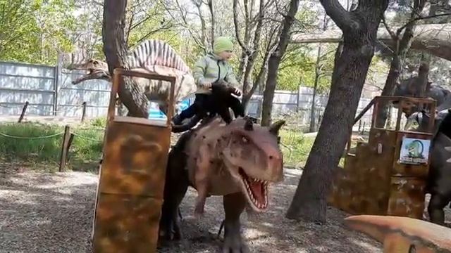 Парк динозавров. Геленджик (2) смотреть онлайн