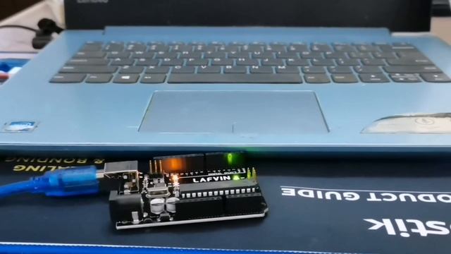 Testing my New Lafvin Arduino board. смотреть онлайн