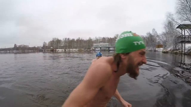 Начинаем сезон моржевания. Бегоморжи начало сезона. смотреть онлайн
