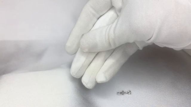 804718 Серьги из серебра с фианитами (пуссеты) смотреть онлайн
