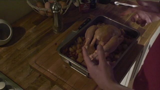 CWC Ep10 - Simple Spanish Chicken смотреть онлайн