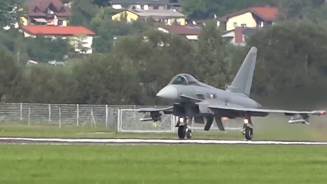 No One Will Catch This Jet Fighter! смотреть онлайн