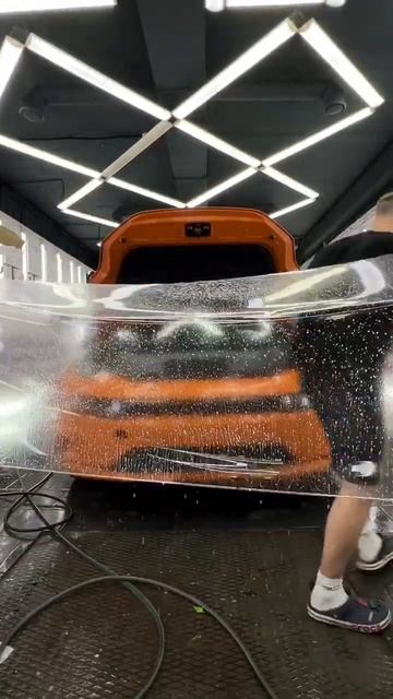 Zeekr 001 процесс оклейки бампера #zeekr001 #бронепленка #оклейкаавтопленкой #shorts смотреть онлайн