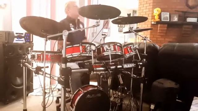 Magic - Olivia Newton-John Cover - Andrew Barnes смотреть онлайн