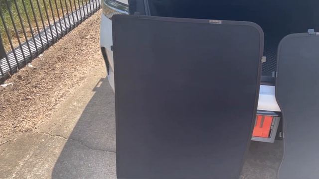 BYD Seal Glass Roof Sun Shield смотреть онлайн