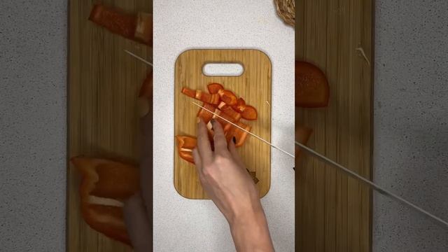 Тыквенный суп с курицей и сухариками смотреть онлайн