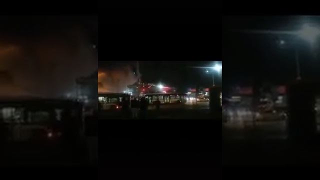 #шапагат #пожар. В Нур-Султане горит рынок шапагат смотреть онлайн