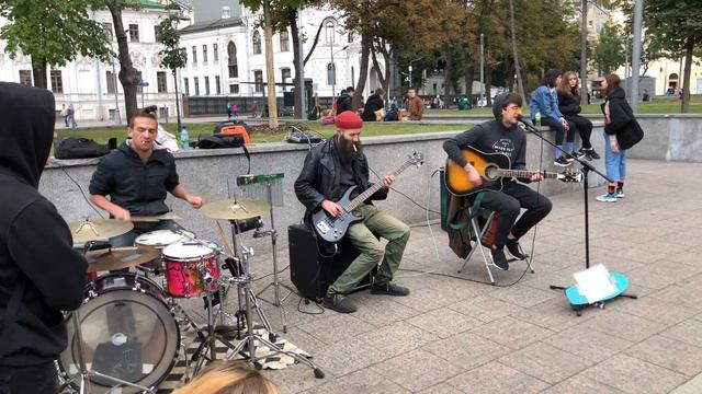 2019 09 28 Moscow Vozdvizhenka Street Performers 1 смотреть онлайн