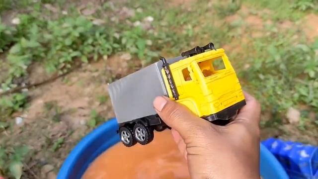Cleans Toys, Water Tank, Fire Truck, Garbage Truck, Dump Truck, Racing Car, Train