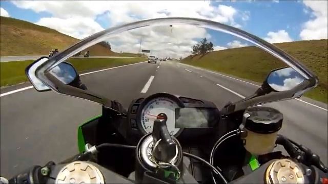 Kawasaki ninja zx 6r e Srad 750 Go pro смотреть онлайн