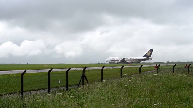 Singapore Cargo | B747 | 9V-SFQ | Take Off | EMA смотреть онлайн