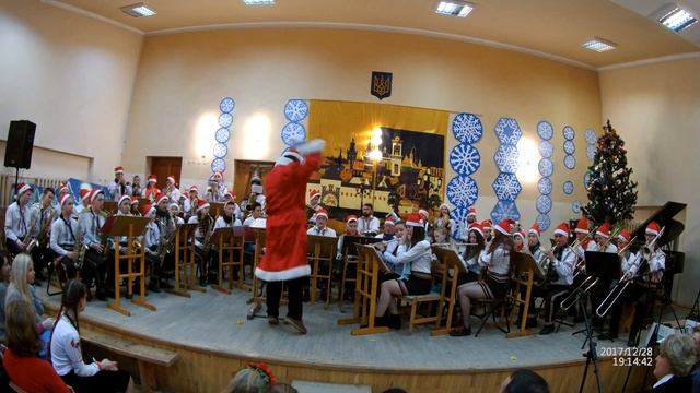 Carol Of The Bells (Щедрик) М. Леонтович смотреть онлайн