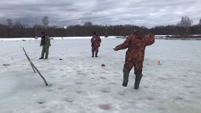 Утро на 1-м Га РК «Фишка» Петряиха смотреть онлайн