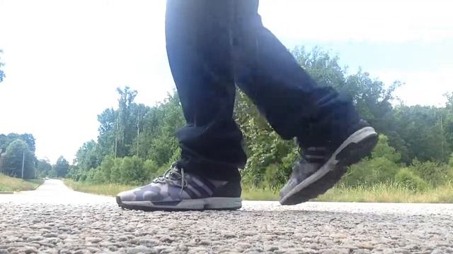 Adidas zx flux (grey camo) on feet смотреть онлайн