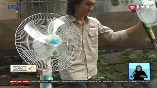 Komunitas R-SIK, Ubah Barang Bekas Jadi Sedekah untuk Kaum Duafa - SIS 13/05 смотреть онлайн