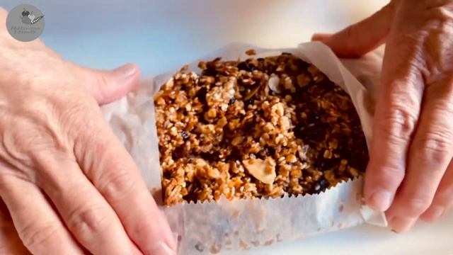 The Art of Sneaking Tons of Healthy Ingredients Into Your Sweet Treats! Longevity Granola Energy Ba смотреть онлайн