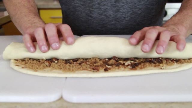 Cinnamon Log - The Perfect Italian Coffee Cake смотреть онлайн