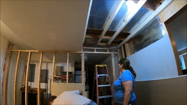 Installing a Partition Wall | Wood Stove Preparation, Part 2 смотреть онлайн