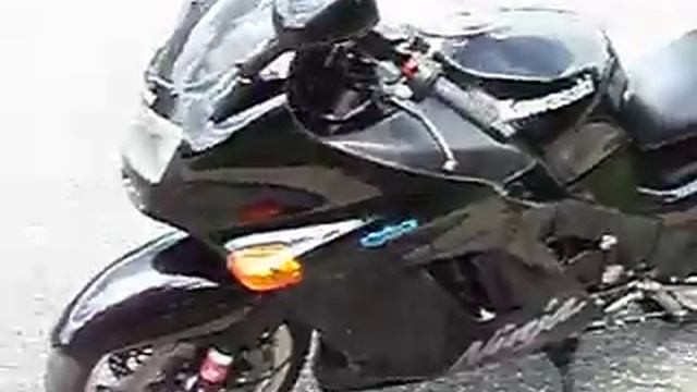 ZX-11 Startup смотреть онлайн