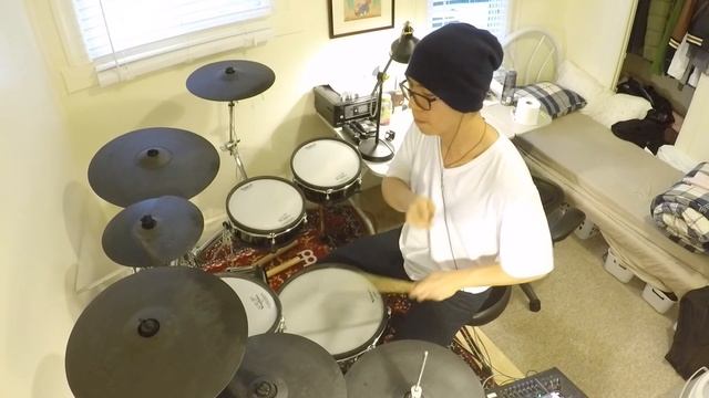 ラーメン大好き小泉さん／Ms. Koizumi Loves Ramen Noodles OP：FEELING AROUND を叩いてみた／Drum Cover смотреть онлайн