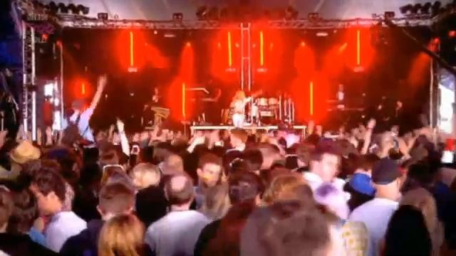 Rita Ora- Shine your light Live .@ BBC R1 Hackney Weekend 2012 смотреть онлайн