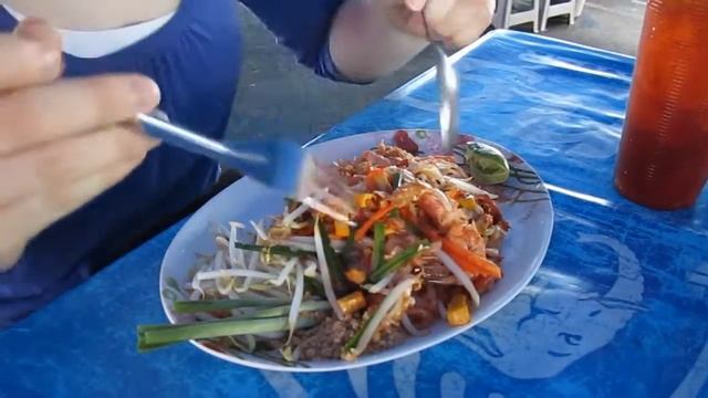 Thai Breakfast | Learn English with Spotlight смотреть онлайн