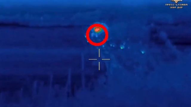 Russian anti-tank launcher obliterates Ukrainian M113 armored vehicle смотреть онлайн