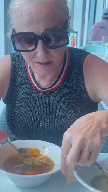 Sancocho soup и Split pea soup супы в круизе смотреть онлайн