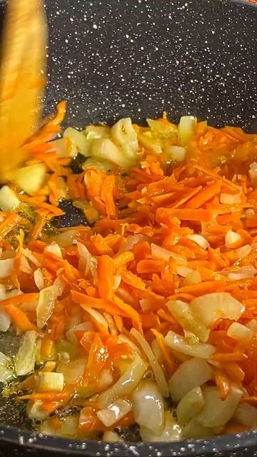 Домашний плов с курицей) #shorts смотреть онлайн