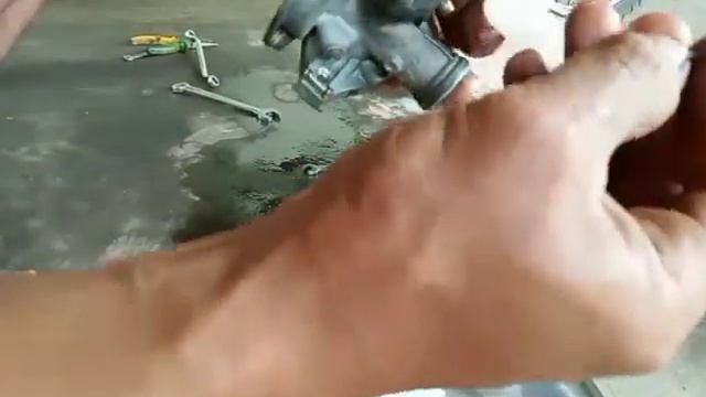 Mengatasi karburator Honda win banjir смотреть онлайн