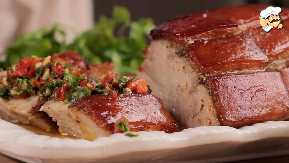 Невероятно сочная свиная грудинка! Рецепт приготовления свиной грудинки в духовке смотреть онлайн