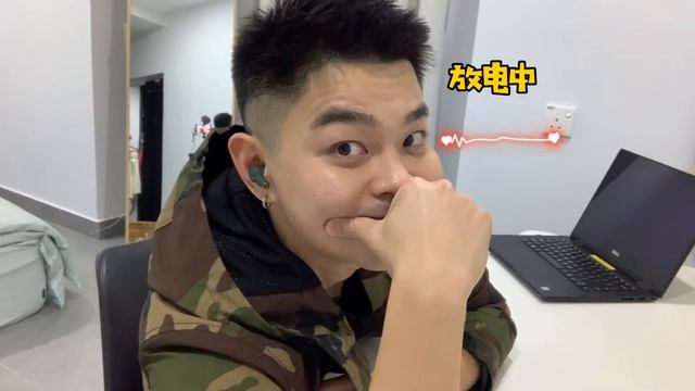 【Taro's Vlog】 #05 业配 + 惊喜 | 收到了 Sudio 送来的 #ETT真蓝牙无线耳机，毫不犹豫地我就直接把它给送出去了！ смотреть онлайн
