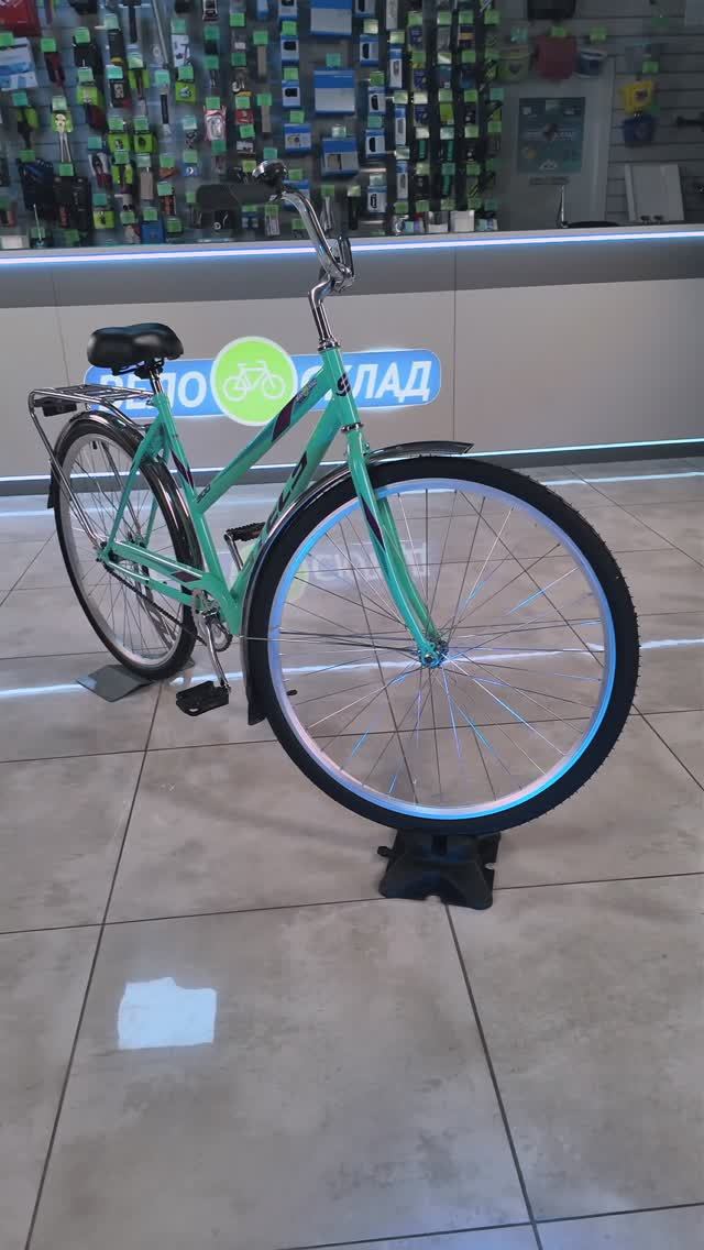 Обзор велосипеда Stels Legenda 300 28 (2025) смотреть онлайн