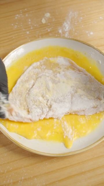 Chicken cutlets that are bigger than your face are really delicious#shorts #food #cooking смотреть онлайн