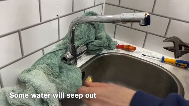Deva methven puffin PUF130 - replacing the tap cartridges, repair leaking tap смотреть онлайн