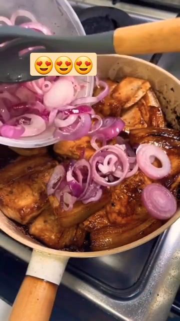 Easy way to cook Pork Steak #food #foodlover #porkrecipe #trending #viral #shortvideo смотреть онлайн