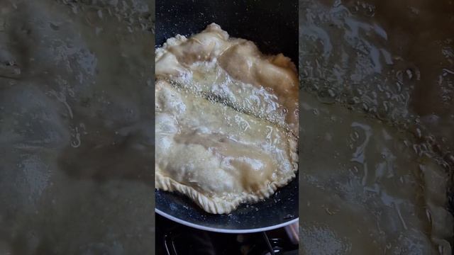 Чебуреки - домашние самые вкусные смотреть онлайн
