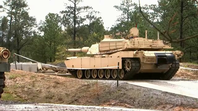 19K M1 Armor Crewman смотреть онлайн