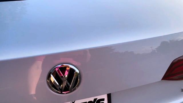2017 Volkswagen Jetta SE смотреть онлайн