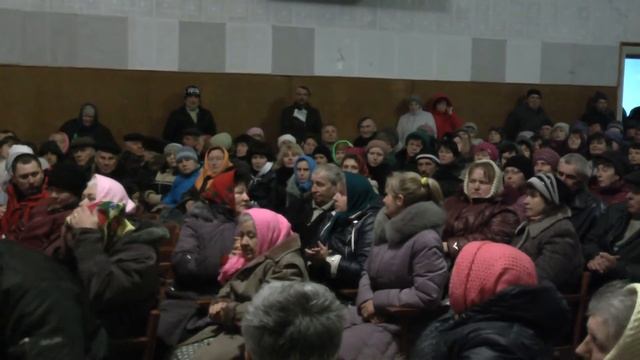 Сходка села Рацеве проти курятників 02.04.2016 частина 2 смотреть онлайн