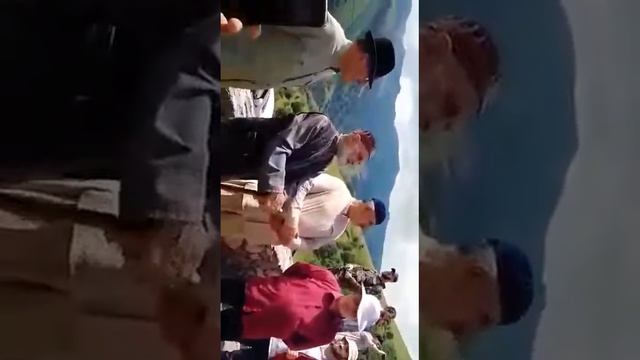 Ц1ОНТРОЙ СОВЕТЫ СТАРЕЙШИНЫ СОБРАЛИСЬ В ГОРАХ В СЕЛЕНИИ НАШХА ЧТОБЫ ОТМЕТИТЬ ЕДИНСТВО ЧЕЧЕНЦЕВ(7) смотреть онлайн