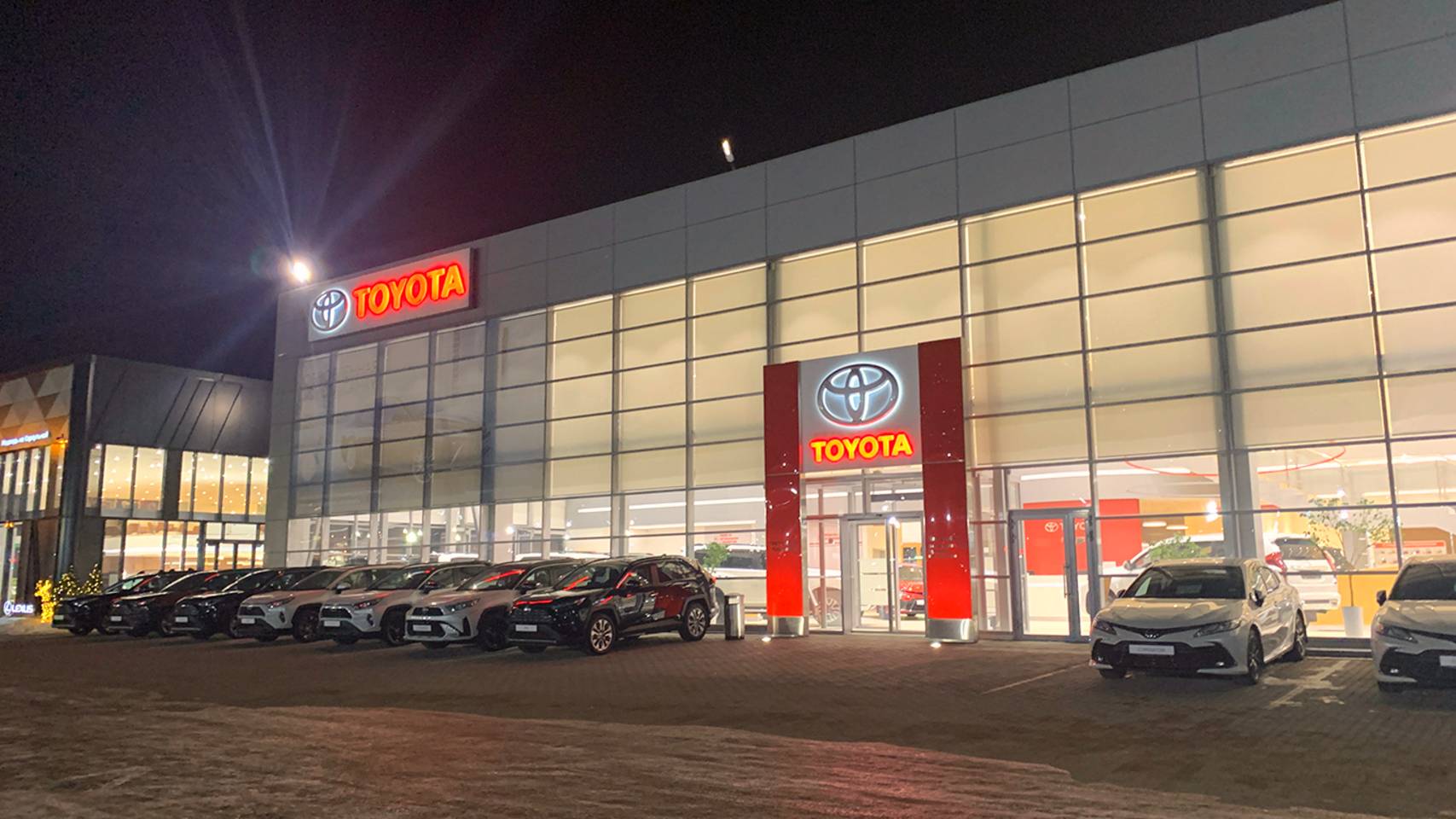 Цены у дилера TOYOTA Красноярск 2023. RAV4 по цене двухкомнатной квартиры смотреть онлайн