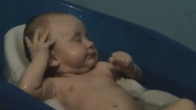 Купаемся смотреть онлайн