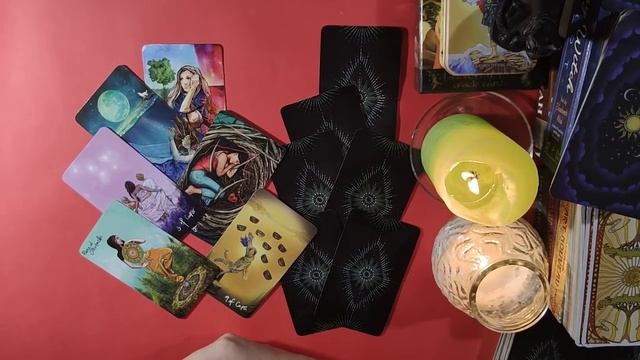 ТАРО ЧТО ОН ЧУВСТВУЕТ К ВАМ СЕЙЧАС ❤️ ? Гадание онлайн, расклад, таро, tarot смотреть онлайн