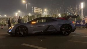 YangWang U9 spotted dancing on the street thanks to Disus X suspension